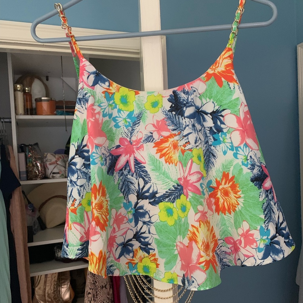 DO & BE Floral Top